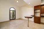 Villa Mudon, Arabella Townhouses 1